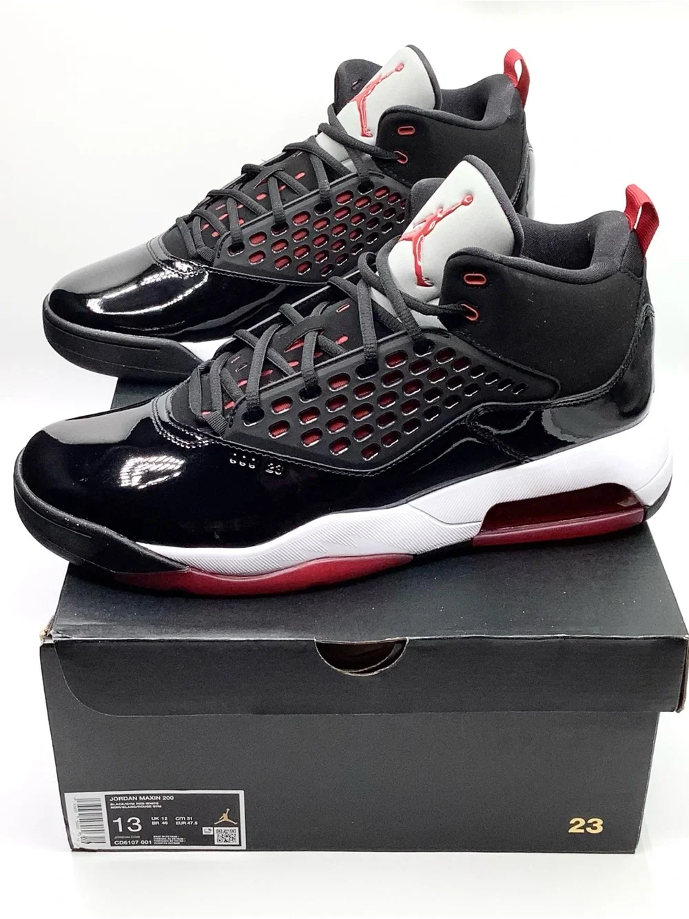 Nike Air Jordan Maxin 200 Men’s Sneakers in Black and Gym Red Size 13 - NWT